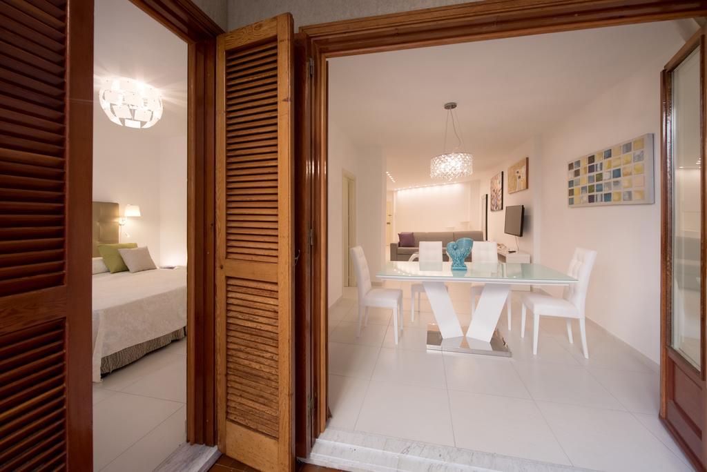 Al Corso Apartments By Amalfivacation Minori Bagian luar foto